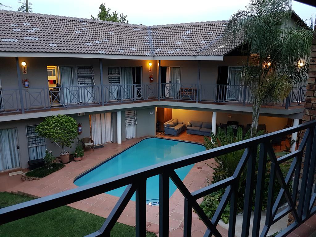 Loerie Guesthouse Hoedspruit Kültér fotó