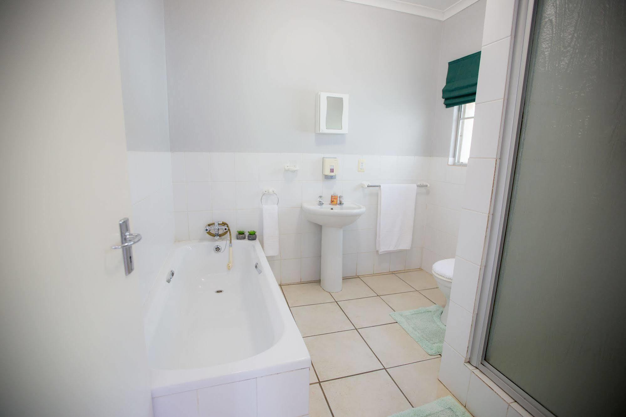 Loerie Guesthouse Hoedspruit Kültér fotó