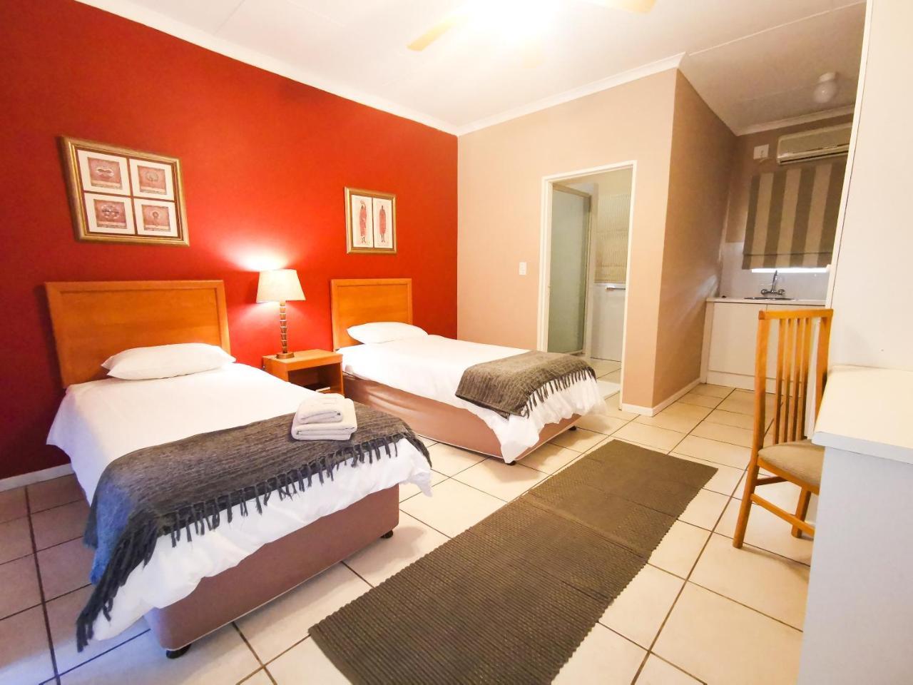 Loerie Guesthouse Hoedspruit Kültér fotó