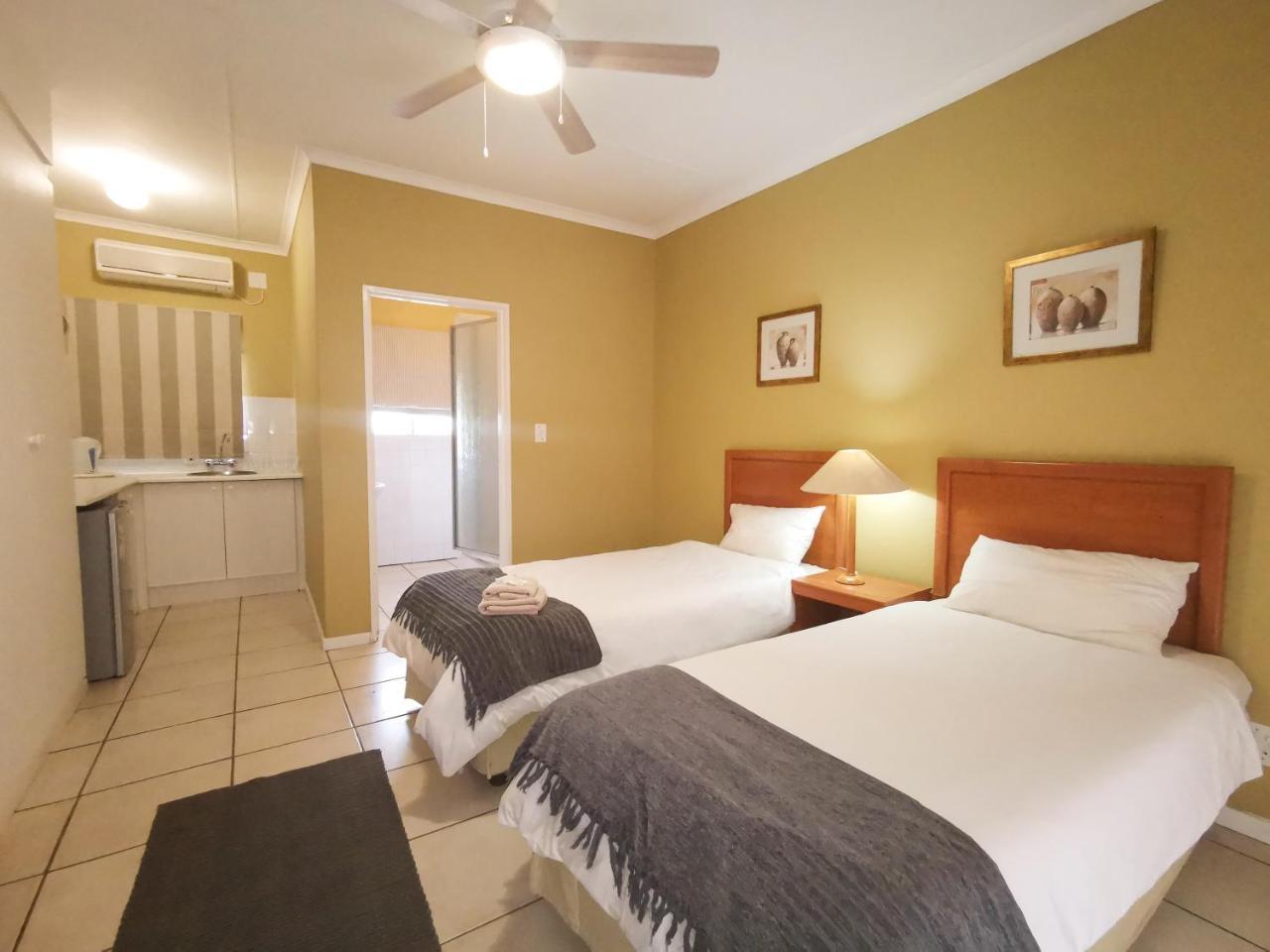 Loerie Guesthouse Hoedspruit Kültér fotó